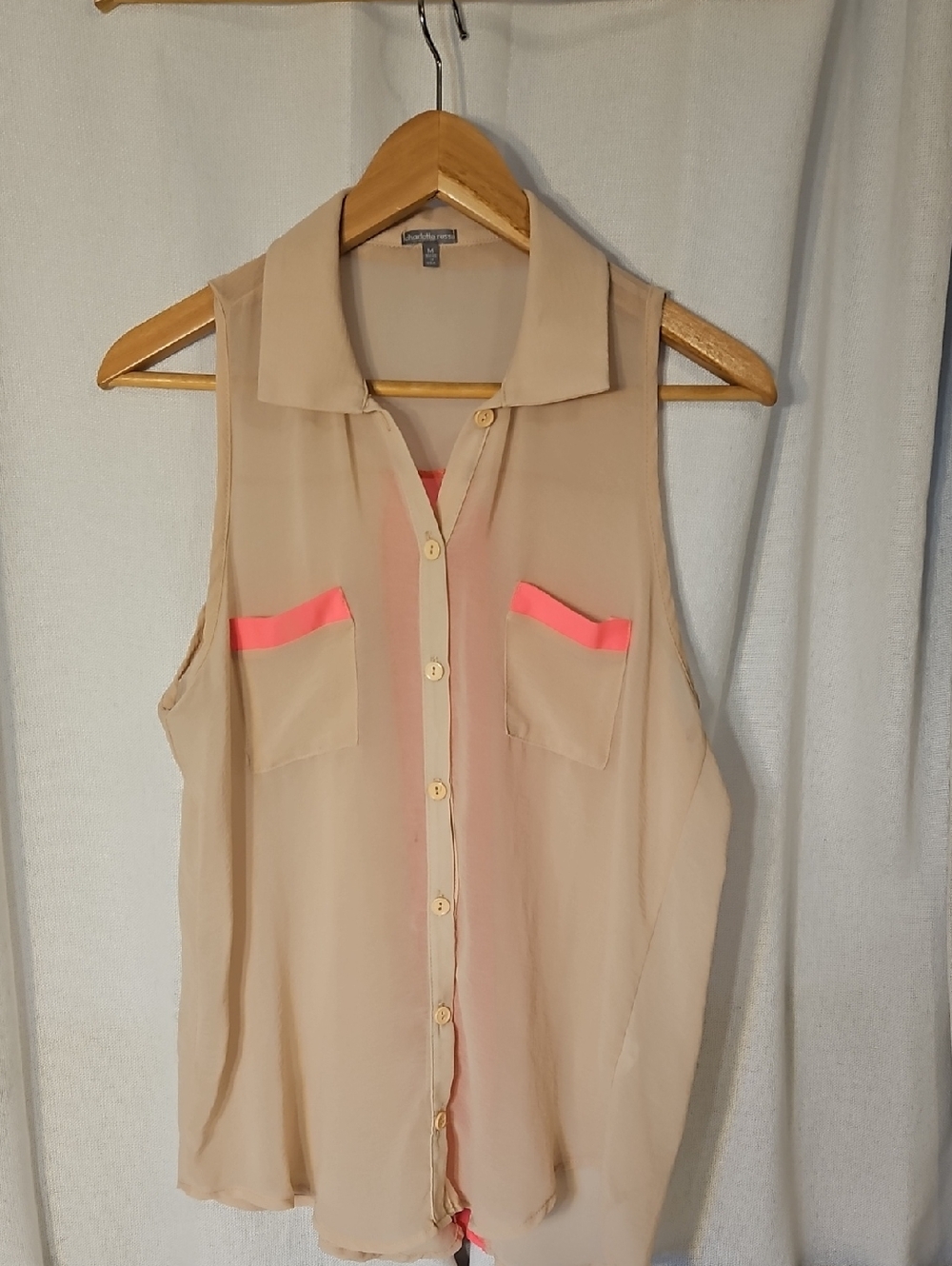 Charlotte Russe Beige Sleeveless Button-Down with Neon Pink Pocket Trim